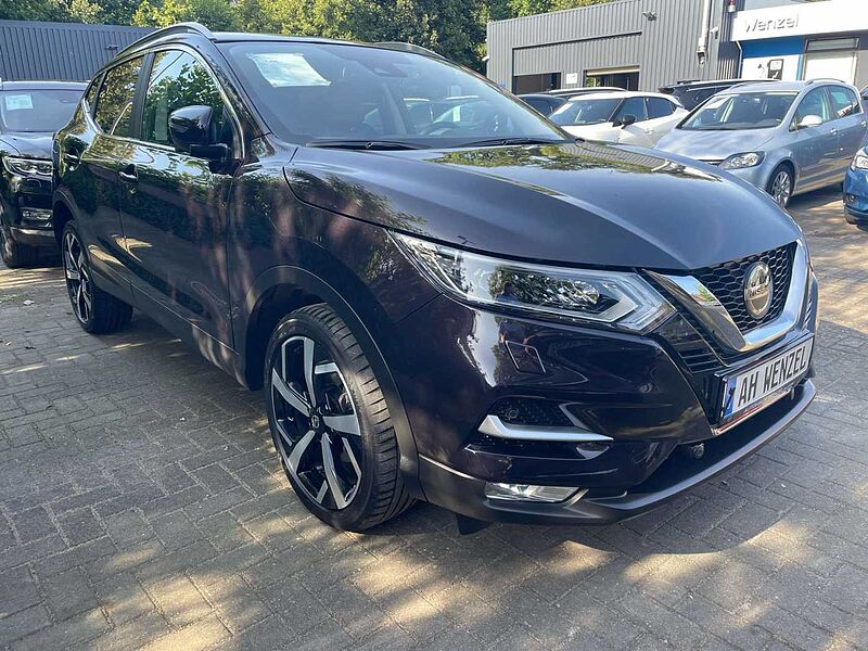 Nissan Qashqai 1.3 DIG-T DCT Tekna Navi, Kamera, Teilleder