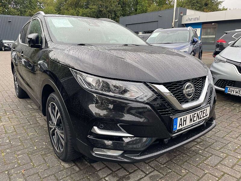 Nissan Qashqai 1.3 DIG-T DCT N-Connecta, PGD, Navi