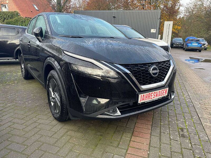 Nissan Qashqai 1.3 DIG-T MHEV Acenta, Navi, Winterp. , LED