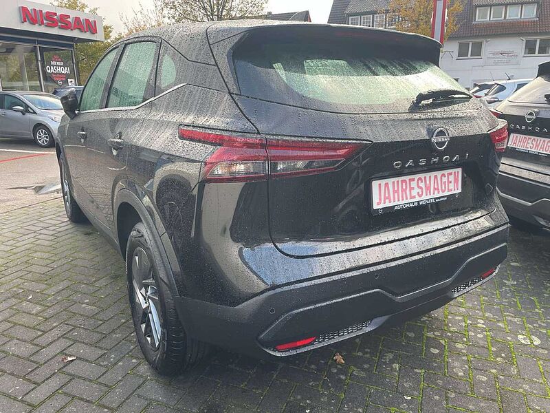 Nissan Qashqai 1.3 DIG-T MHEV Acenta, Navi, Winterp. , LED